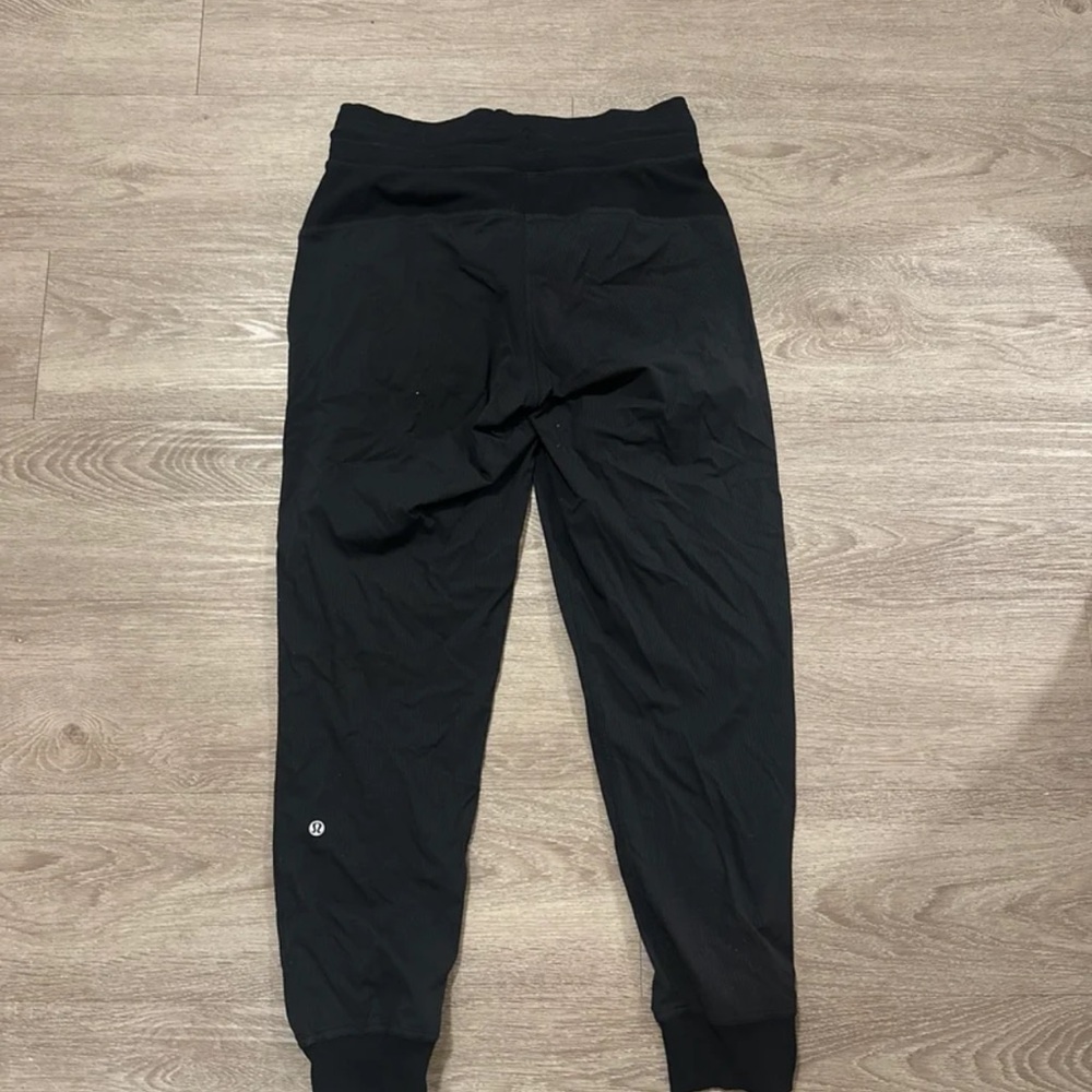 Lululemon joggers